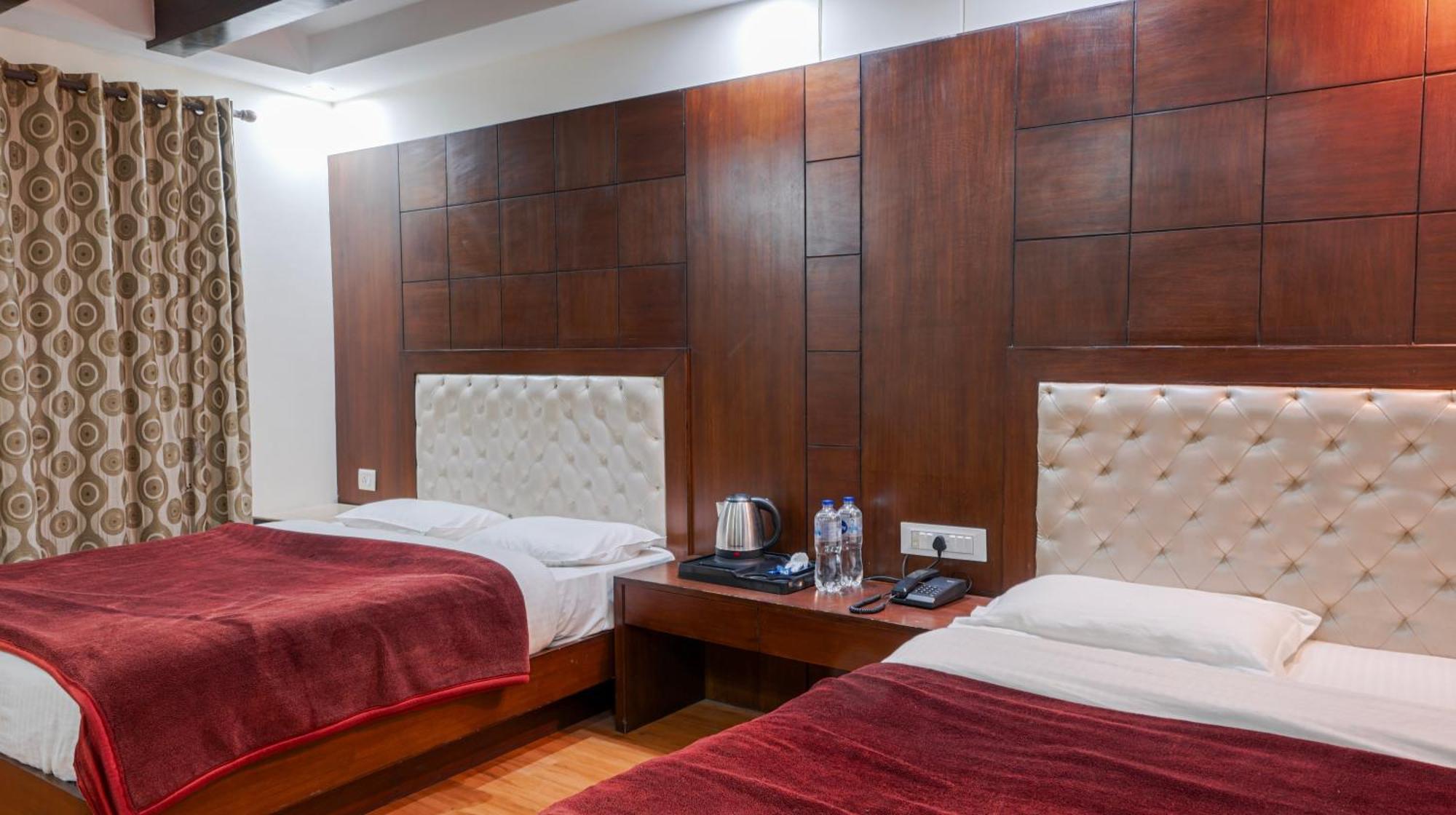 Basera Hotel มัสซูรี ภายนอก รูปภาพ